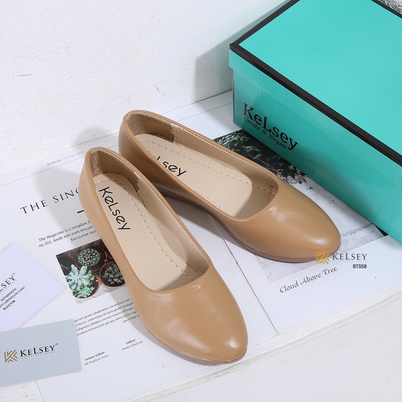 Kelsey Sepatu Flat Shoes Wanita BTS58