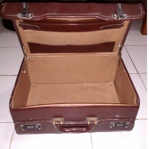 Koper kopor suitcase case tas kotak bagasi luggage jadul antik klasik vintage retro kuno box bag law