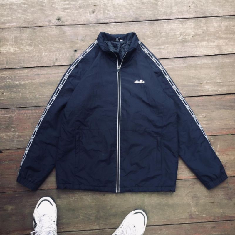 ellese windbreaker