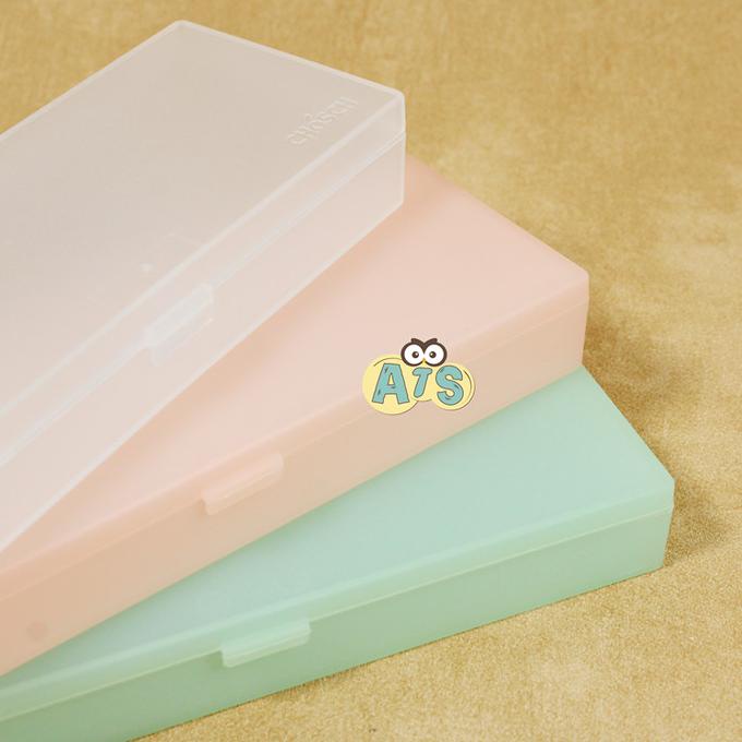 

Kotak Pensil Transparan