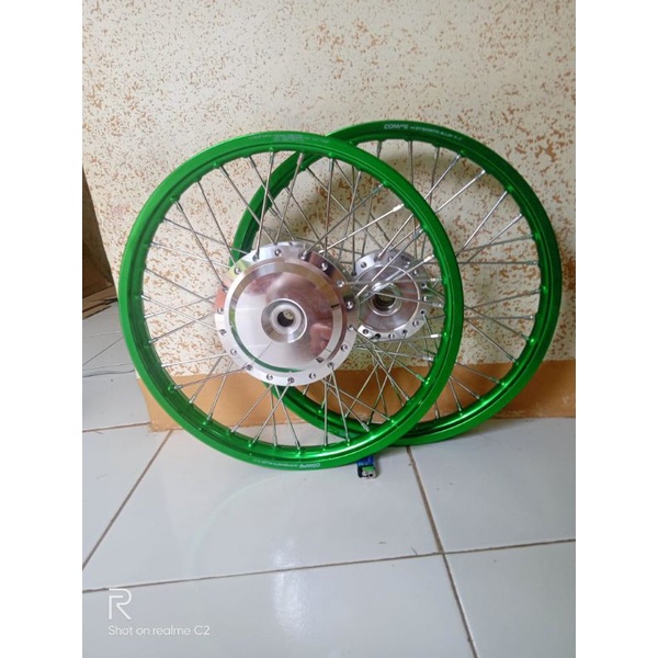 VELG BEAT SCOOPY GENIO VARIO110  RING 17 hijau