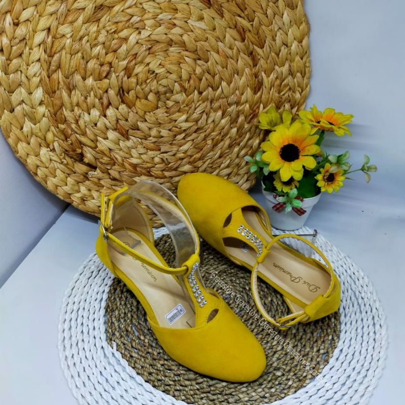 Heels wanita warna hijau warna hitam - sandal wanita korea - heels wanita hak lancip Pd334-7