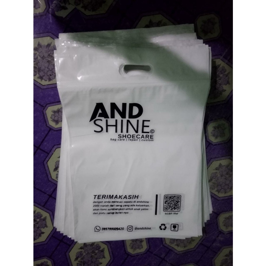 

Plastik Ziplock Size 30x40 Plastik Plong Klip Bahan PE Custom Sablon