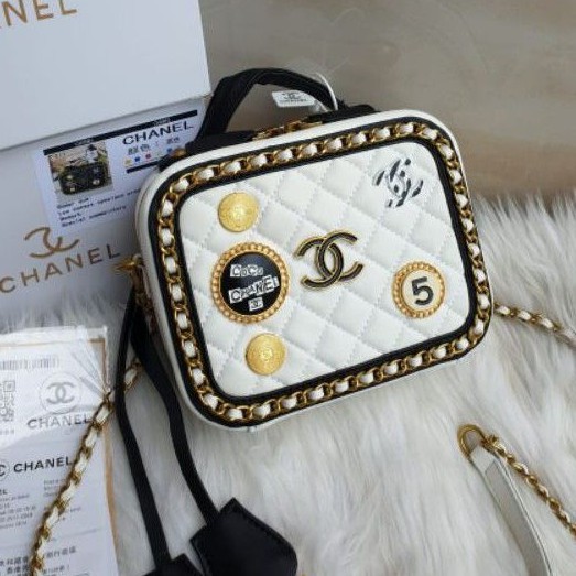 Chanel Vanity Case Mini Semprem