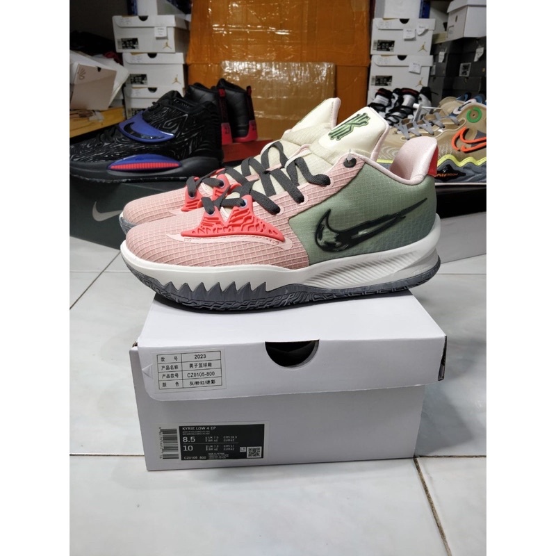 Sepatu Basket NK Kyrie 4 Low