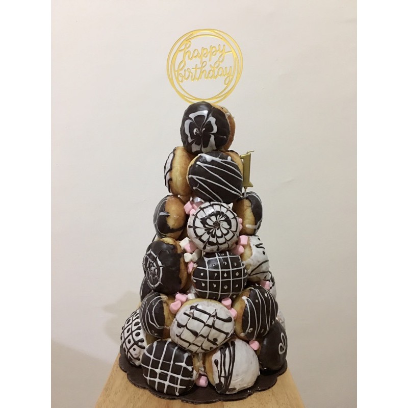 

Potato Donut Tower Premium by SweetSalty. Tower Donat Kentang Premium surabaya.
