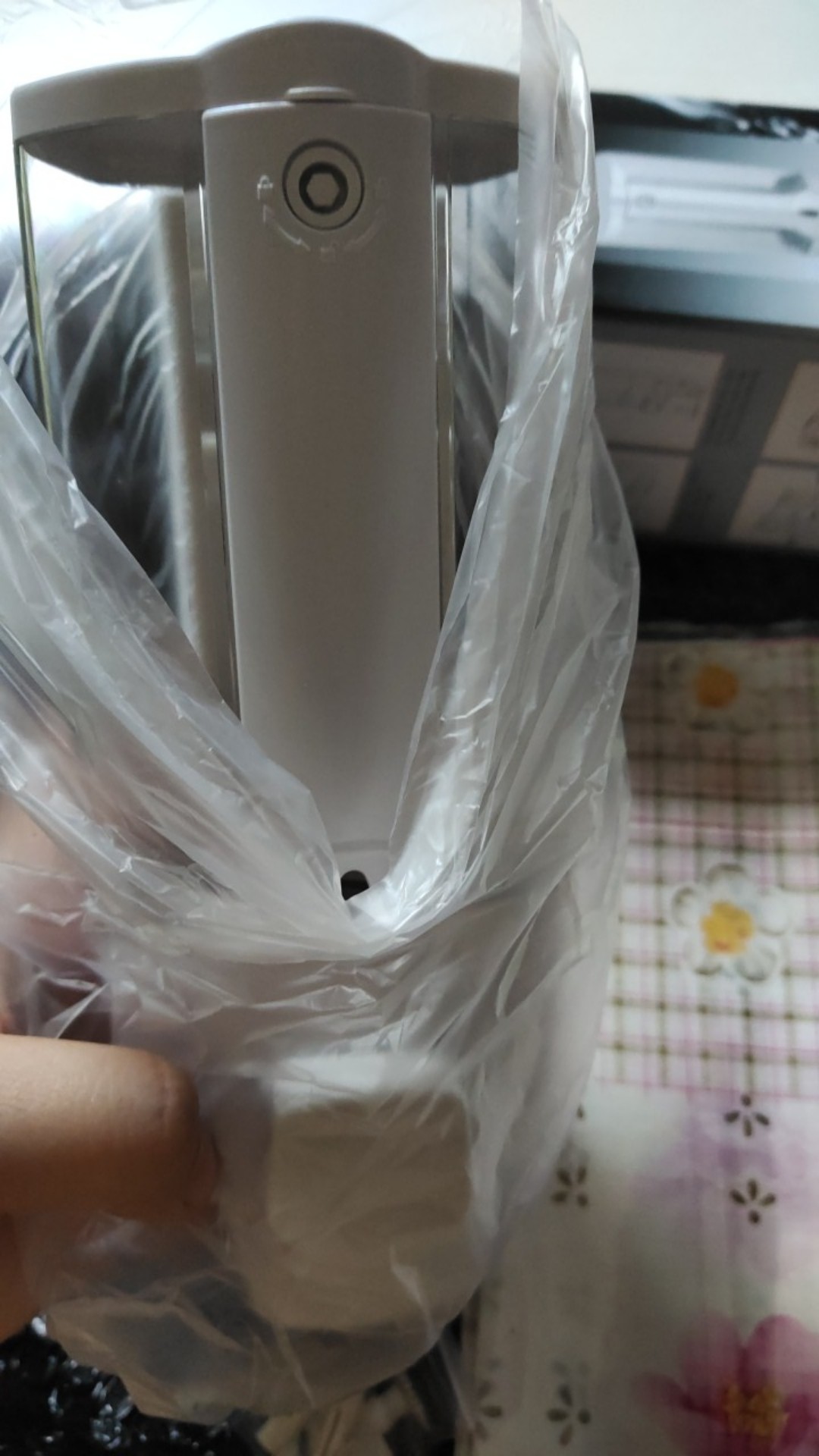 Dispenser Sabun Cair 1 Tabung Dengan Key Lock Kuat Dan Awet 350ml