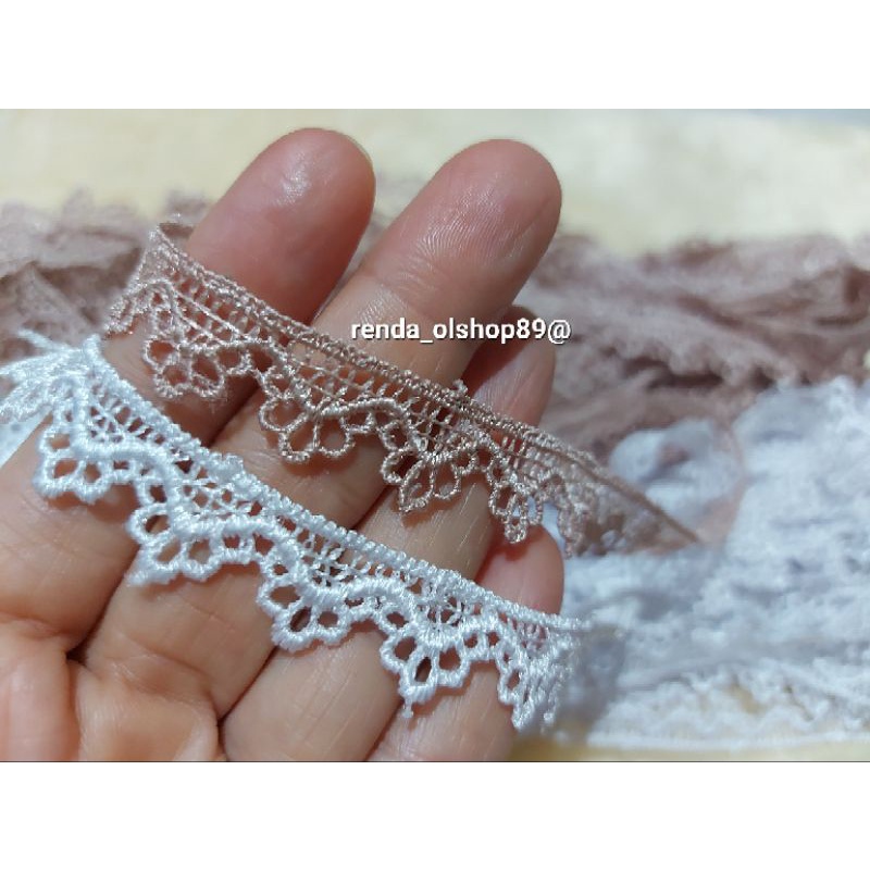 RENDA MAHKOTA/RENDA BORDIR GIPER KECIL LEBAR 1,5 CM