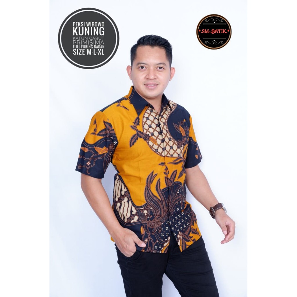 PEKSI WIBOWO KUNING SM BATIKSOLOAMANAH KEMEJA BAJU BATIK PRIA SOLO LENGAN PENDEK PANJANG LAPIS FURING ATASAN BATIK PREMIUM MODERN KATUN HALUS LESMANA HITAM PARANG TRUNTUM COKLAT PANJI LESMONO ADIWANGSA GOLD PERMANA MERAH ASWANGGA 6 PARANG DIRGA GODONG