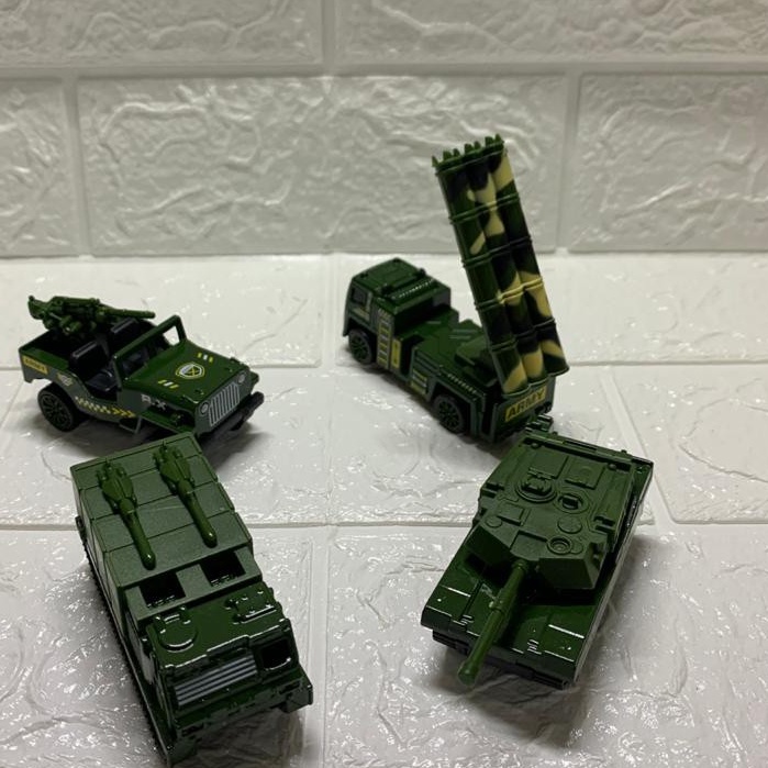 Mainan Miniatur Mobil Army