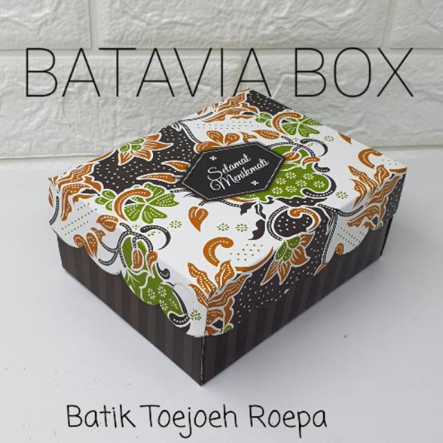 

Box souvenir/box kue/dus kue /dus roti ukuran 14x10x7 R3 Bafik7Rupa
