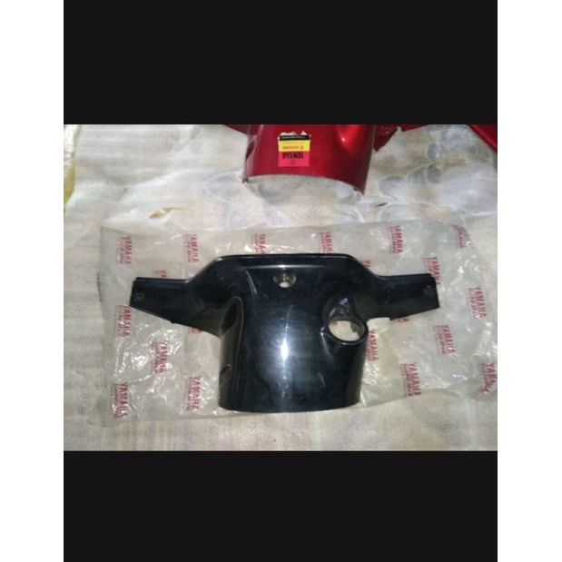 Batok lampu belakang batok lampu bagian belakang bawah Yamaha V80 EXCELLENT v80 excellent warna hita