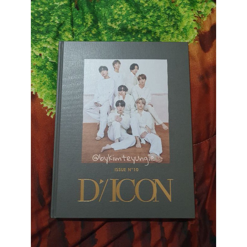WTS MAJALAH DICON GROUP BTS V.10 ENG VER (majalah only)