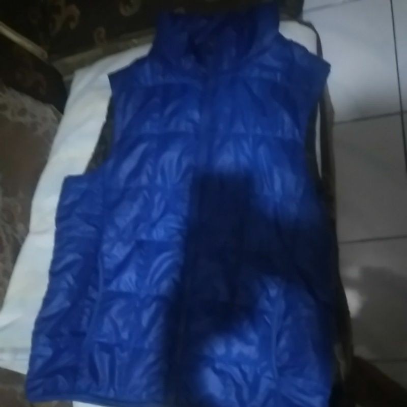 vest uniqlo