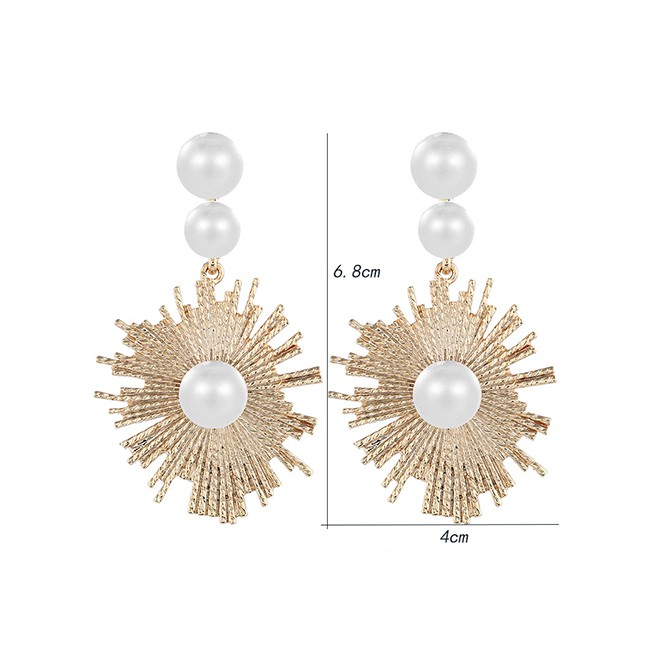 LRC Anting Tusuk Fashion Gold Sun Inlaid Pearl Stud Earrings F49300