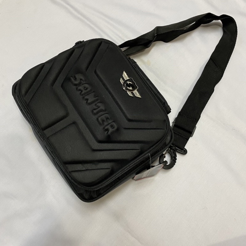TAS PRIA SELEMPANG EMBOS FULL TAS PRIA MURAH TAS SELEMPANG COWOK RUANG LUAS UKURAN M TAS SELEMPANG DIRI SANTER