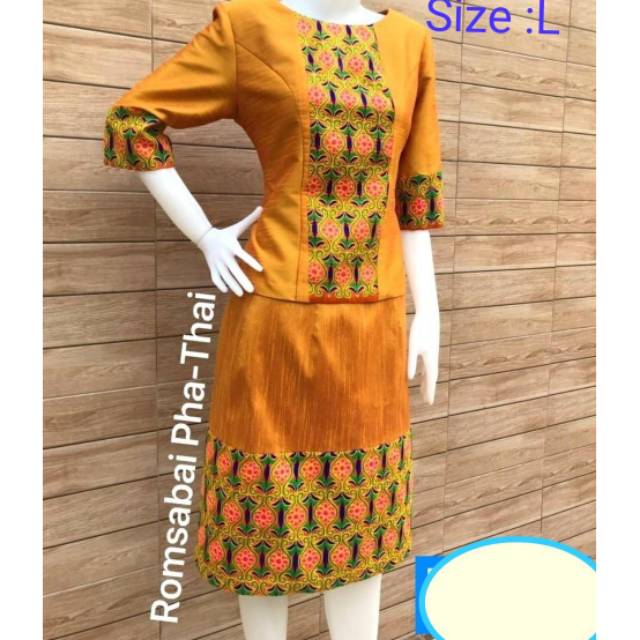 Set romsabai pha thai