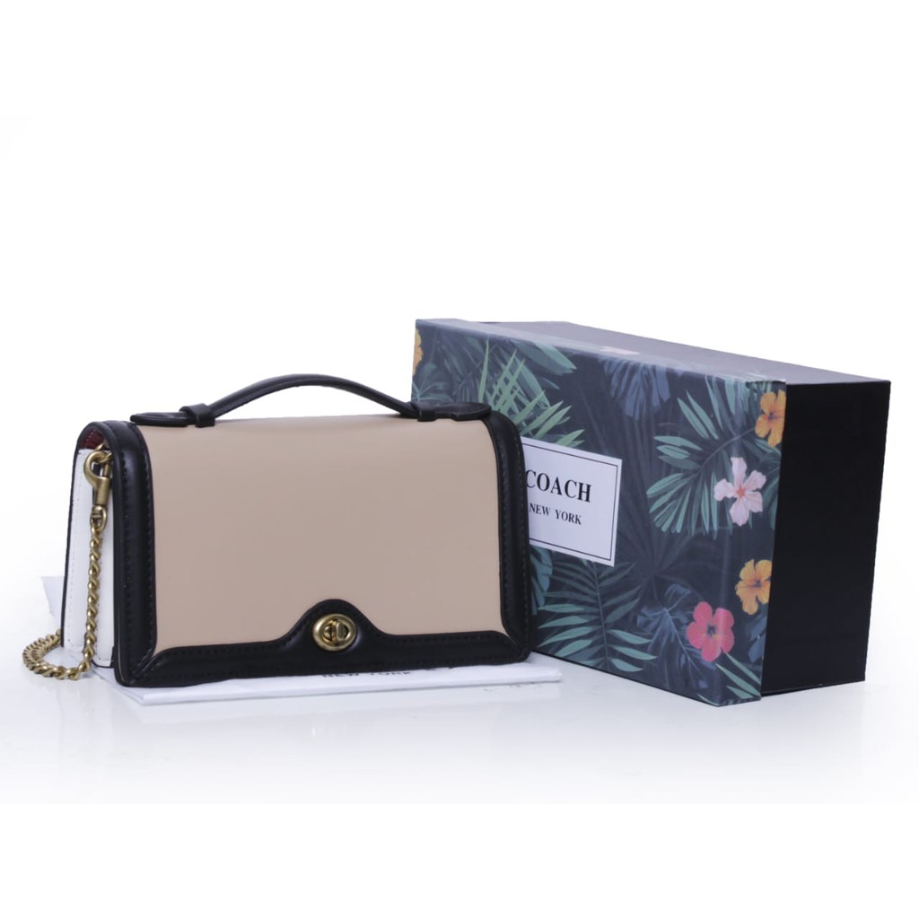 COACH Riley Chain Cluth with Box 69969 (07) Size 20cm / Tas Wanita / Tas Pundak