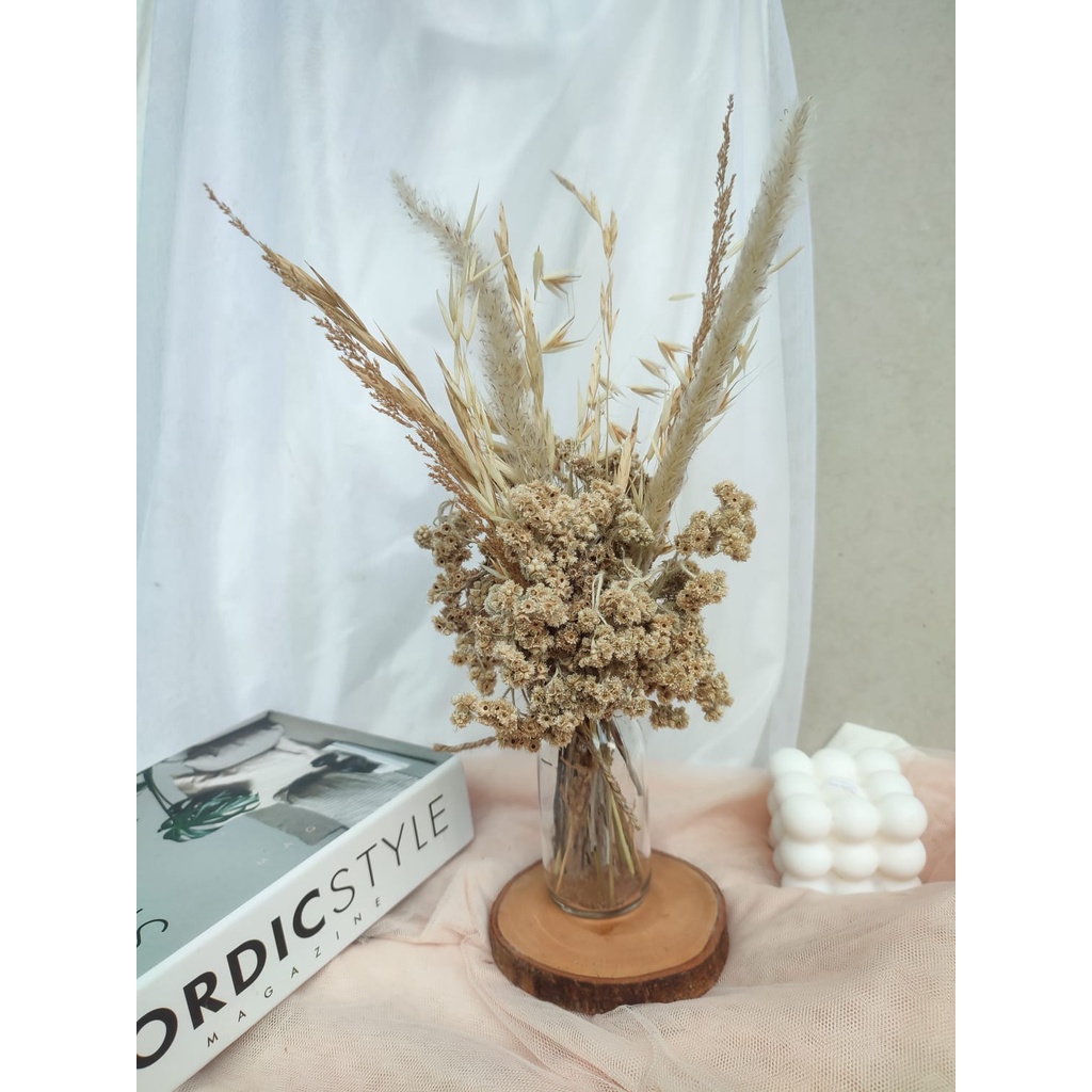 Orlin set | bunga kering | hiasan meja | dekorasi ruangan | bunga meja | proferti foto | vas kaca | 