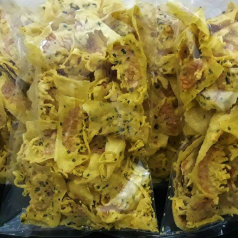 

petos(tempe kemul atos)khas wonosobo gurih renyah enak.270gr