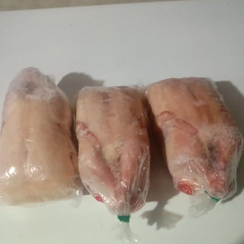 

Ayam Potong ukuran 1 kg / 900 - 1000 g