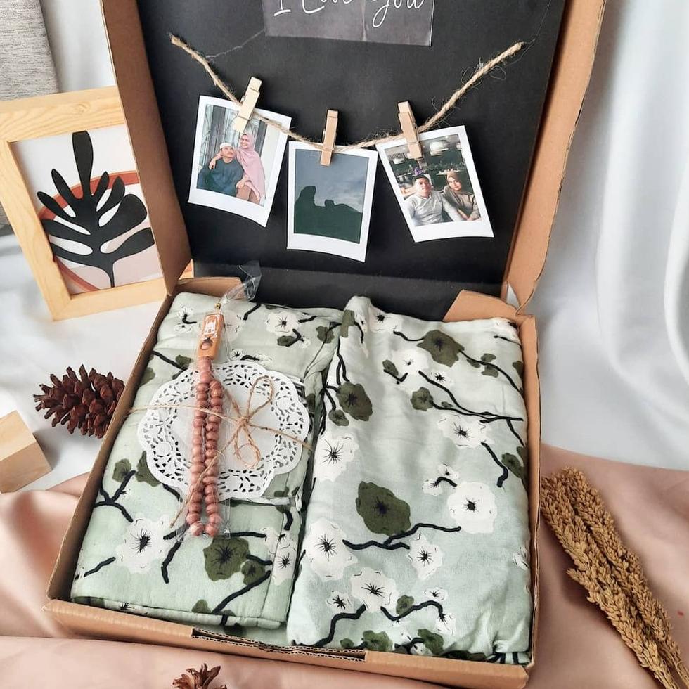 

[R-EAR ✔] MUSLIMAH IDAMAN MUKENA KADO ULANG TAHUN, KADO NIKAHAN KADO ANNIVERSARY GIFTBOX CEWEK HAMPERS LEBARAN SESERAHAN KADO IBU HADIAH IBU-proses cepat