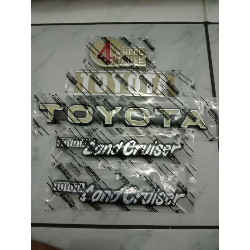 emblem set Toyota hardtop 2f