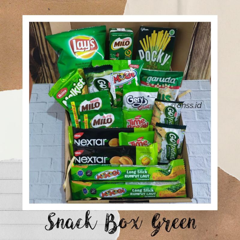 

gift hampers snack box