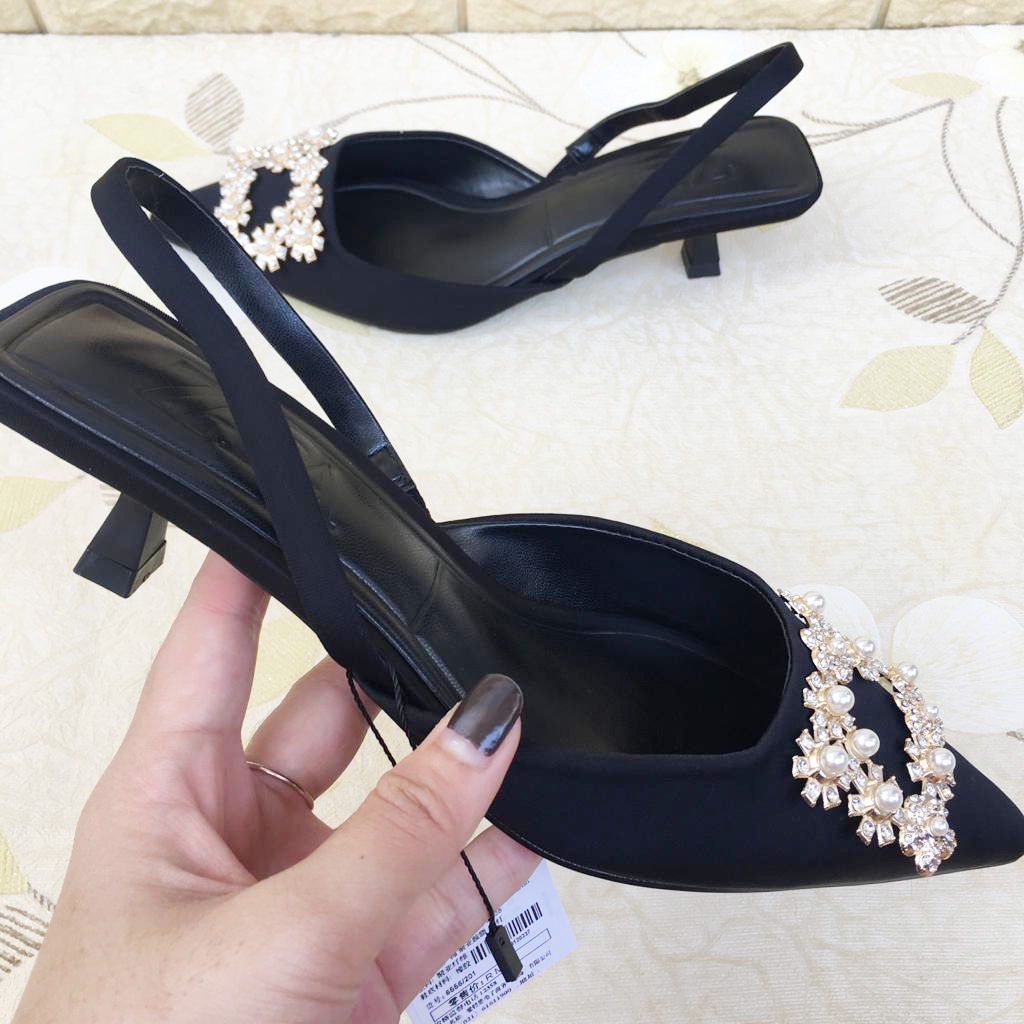 Sepatu Heels ZR-140