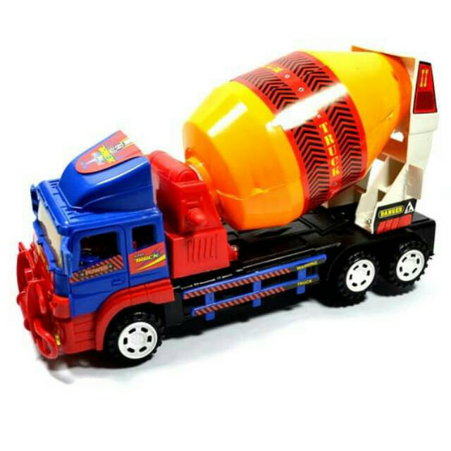 Mainan Truk Molen bisa diputar