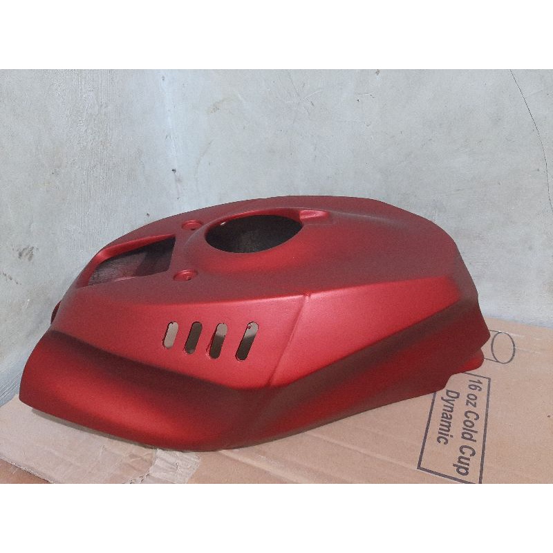 cover tanki gsx cover tangki gsx-r150 arm jual kondom tanki gsx r15
berbahan fiber berkualitas