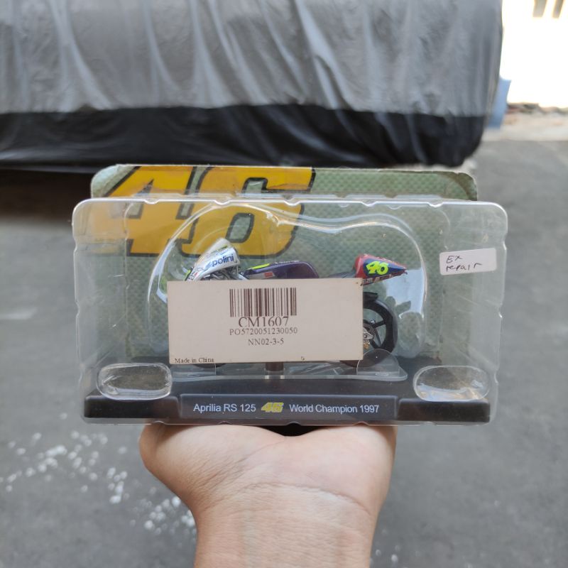 DIECAST MINIATUR MOTOGP APRILIA RSW 125 VR46 WORLD CHAMPIONSHIP 1997 MOTOR GP ROSSI EX REPAIR/MINUS