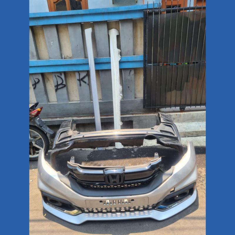 Bemper mobilio RS facelift full set depan belakang belum ongkir
