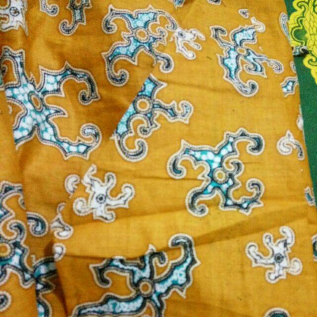 Baju Batik Couple Fashion Pekalongan Sarimbit Cumi Elektrik Kuning Kecoklatan Gold