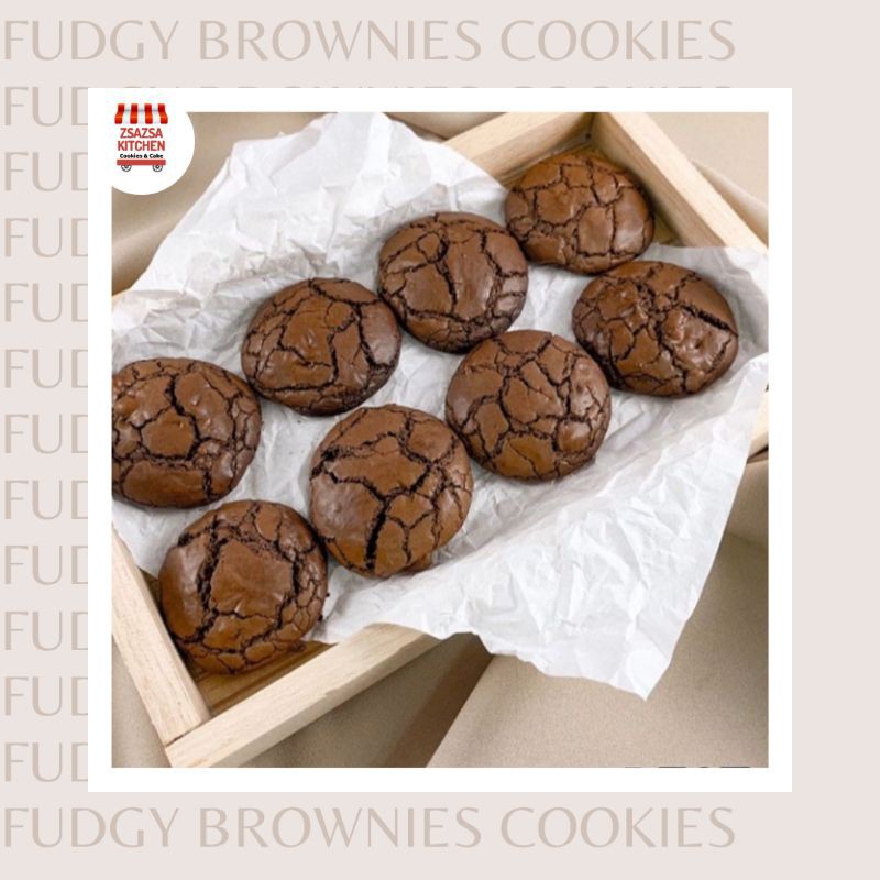 

Fudgy Brownies Cookies Cemilan Cookies Premium 1 Kaleng Isi 8 cookies 200gr