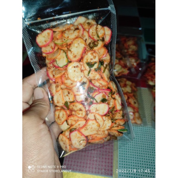 

Kerupuk Seblak Pedas Daun Jeruk