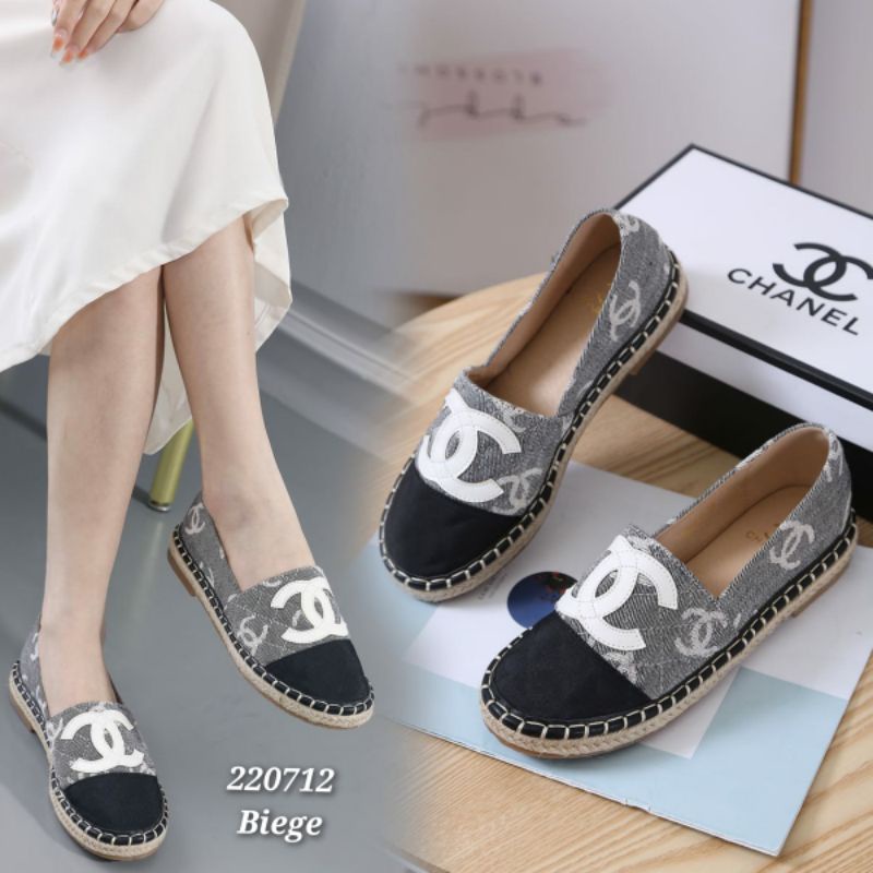 Sepatu Slop wanita import Canvas kode 220712