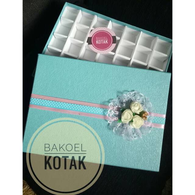 

Box Coklat / Kotak Coklat sekat 35