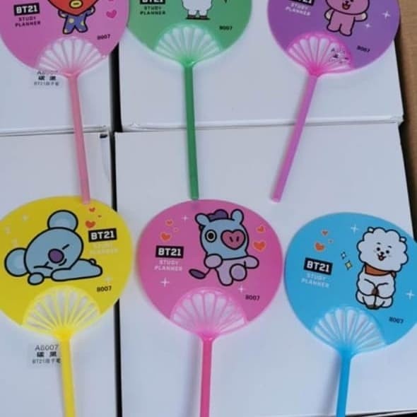 

Unik Pen Gel Kipas Karakter Bts Isi 12 Pcs Bergaransi
