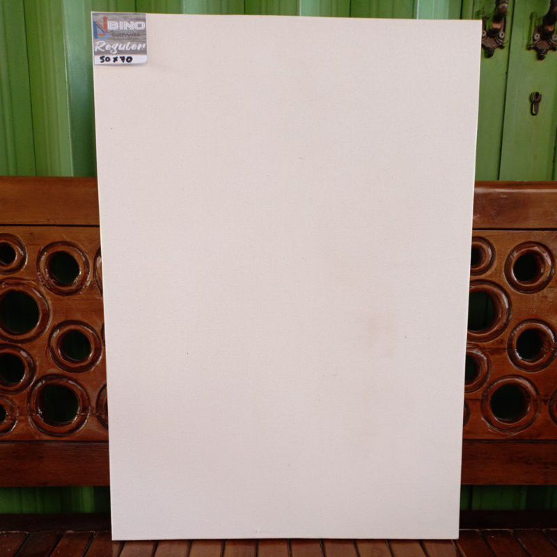

Canvas Reguler Bino 50x70cm / Kanvas Reguler Bino 50x70cm