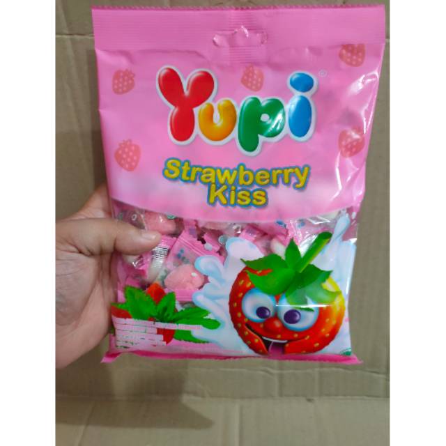 

Yupi Heart Strawberry