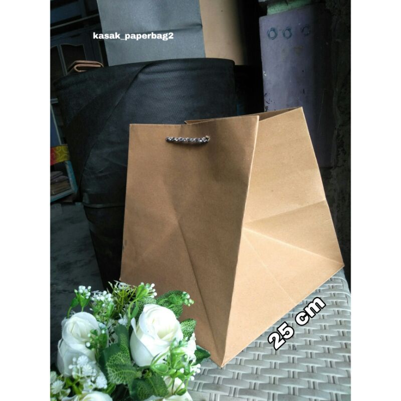 

(12pcs) TAS KERTAS /PAPERBAG COKLAT 25x25x25