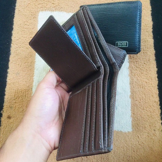 dompet UD-zen pria lipat biasa bahan bona motif urat kayu yang unik deban baruoao logo yang keren asli pengrajin lokal #dompet #dompetpria #dompetcwok #dompetkeren