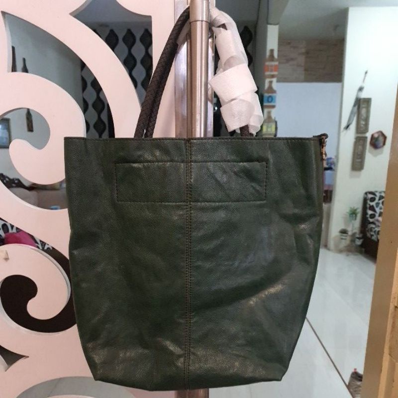 tas tote Preloved  warna hijau botol kulit asli