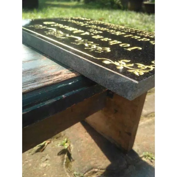 BATU NISAN MARMER