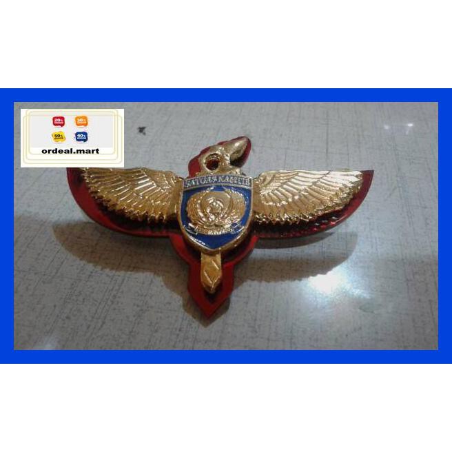 

6Rtiut7- Pin Satgas Kamtip Dasar Akrilik 5Ea5W5-