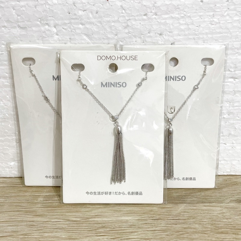 MINISO KALUNG ZIRCON NECKLACE