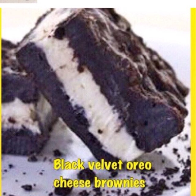 

Black velvet oreo cheese brownies