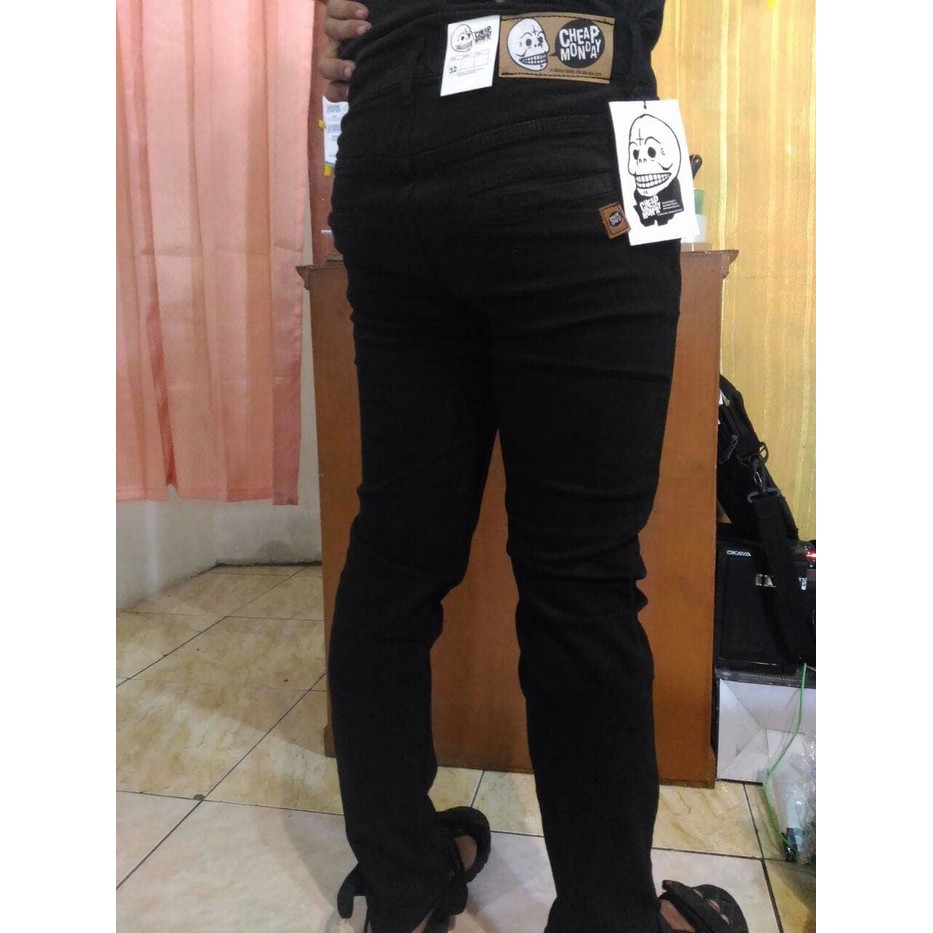 SEDANG LARIS CELANA JEANS PANJANG HITAM PEKAT PREMIUM QUALITY - Hitam