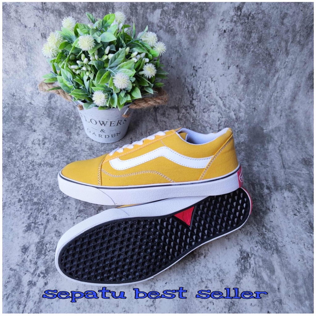 SEPATU SEKOLAH VANS121 OLD SCHOOL WARNA KUNING TERMURAH TANPA BOX